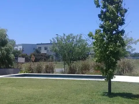 Casa en Venta en El Cantón - Barrio Islas, USD 270.000