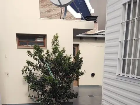 PROPIEDAD A 3 CUADRAS DEL MAR EN RADA TILLY