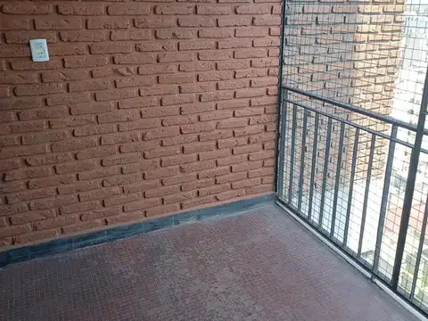 Rosario al 800 2 ambientes con balcon