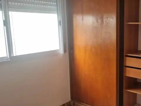 Departamento en Alquiler en Sarandi, $ 950.000