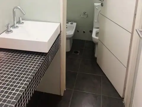 Local en Venta en Ramos Mejia, USD 142.000