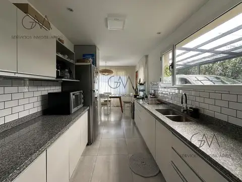 Casa en alquiler en Barrio Rumenco