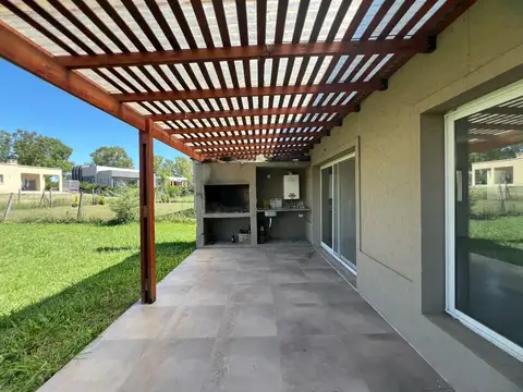 Casa en Alquiler de 3 dormitorios