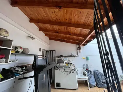 Depto Tipo Casa en Venta 51 años