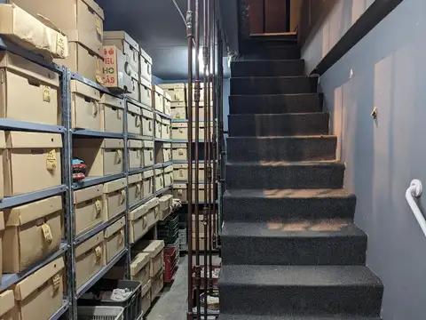 Local en Venta con Renta Suipacha al 1200 - Retiro