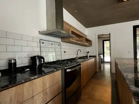 Casa en Alquiler de 4 dormitorios