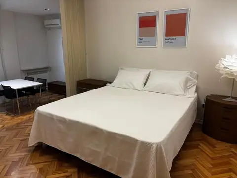 Departamento en Alquiler en Recoleta, USD 800