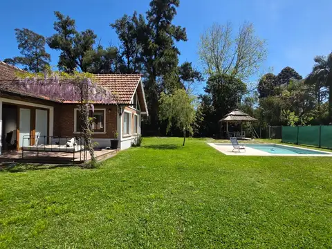 Casa en Venta en Barrio Parque Leloir, USD 350.000