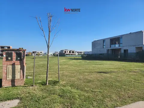 El Yacht, Nordelta, Tigre lote en venta al agua