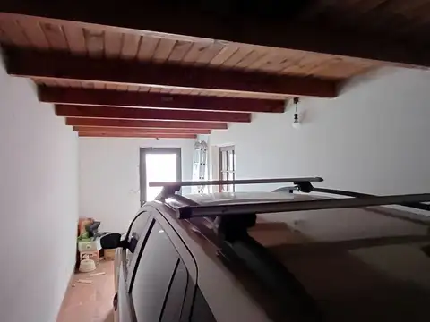 CASA EN VENTA Y/O PERMUTA  05 AMB ESCOBAR