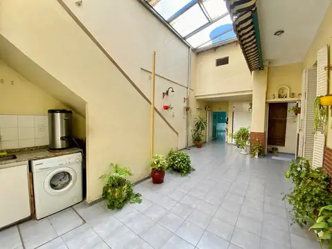 Depto Tipo Casa en Venta en Liniers, USD 220.000