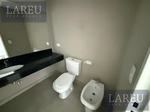 Oficina en VENTA en MERIDIANO- Pilar