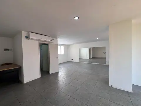 Oficina en Alquiler en Centro, $ 800.000