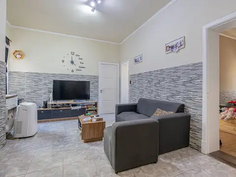 Depto Tipo Casa en Venta de 3 ambientes
