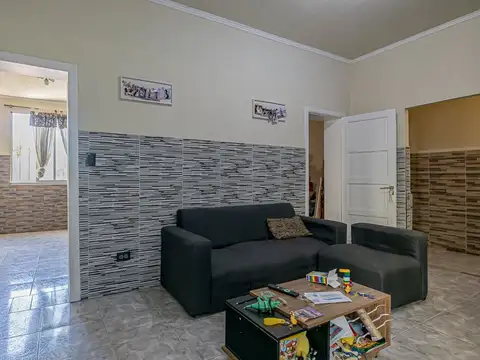 Depto Tipo Casa en Venta en Villa Lugano, USD 95.000