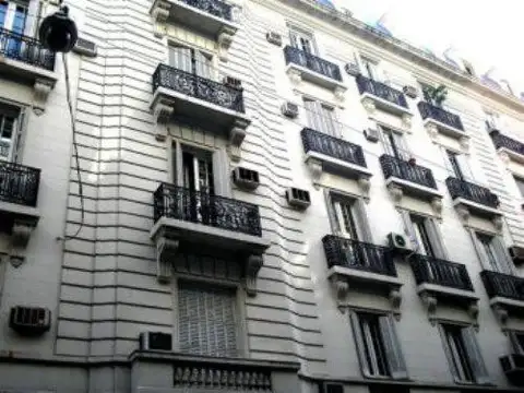 Piso de oficina en venta en PASAJE RIVAROLA