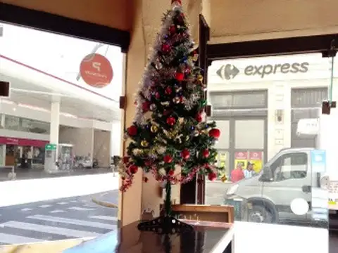 Local en Venta 85 años