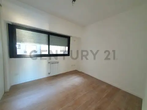 VILLA CRESPO | 3 AMBIENTES DE CATEGORÍA. SUITE, BALCÓN ATERRAZADO Y AMENITIES (PILETA/SUM)