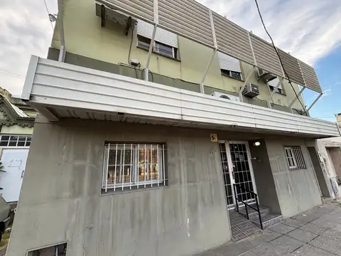 Avenida Adolfo Alsina 1500