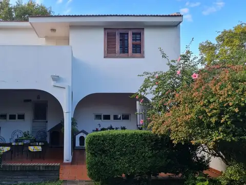 Casa en Venta en Banfield, USD 265.000