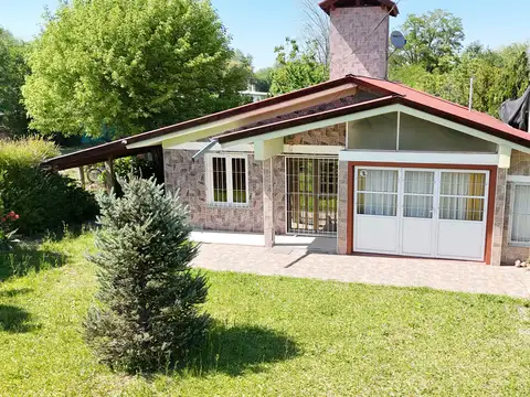 Casa de 2 dormitorios en Venta B° Villa Río Santa Rosa (Villa Incor). Cód 1201