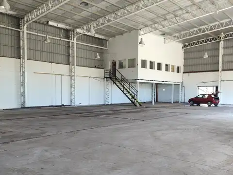 Galpon en Alquiler 40  mts Frente