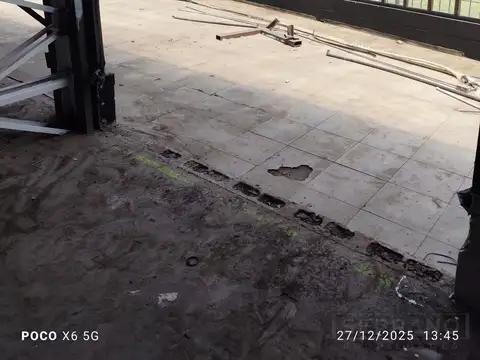 Venta Galpón km 40 colectora Pilar