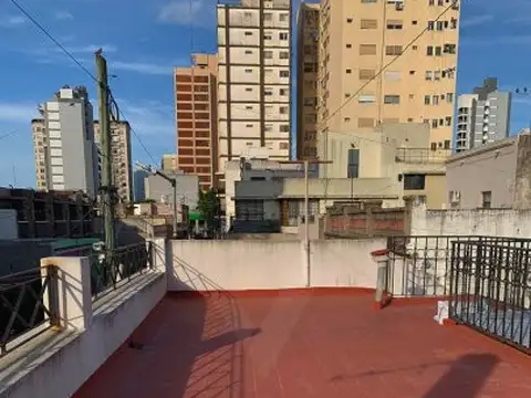 "Venta de PH en Bernal Centro – Excelente Ubicación"