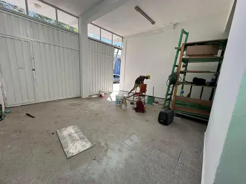 Arturo Illia 926 Local Comercial en venta - zona céntrica