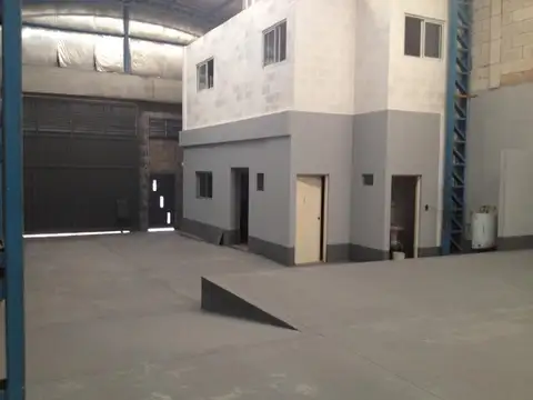 Galpon en Venta en Jose Leon Suarez, USD 170.000