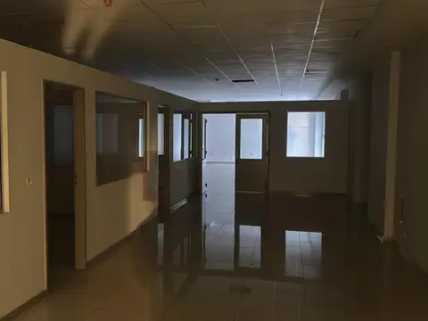 Avenida Colón 168 , Piso PB