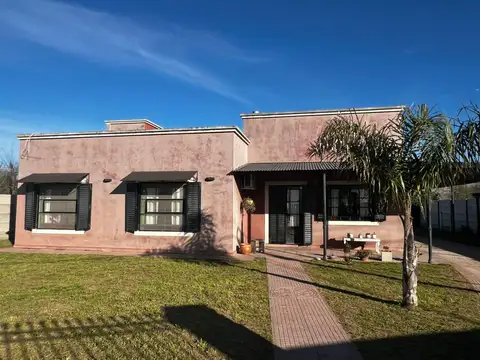 Casa en Venta en Villars, USD 150.000