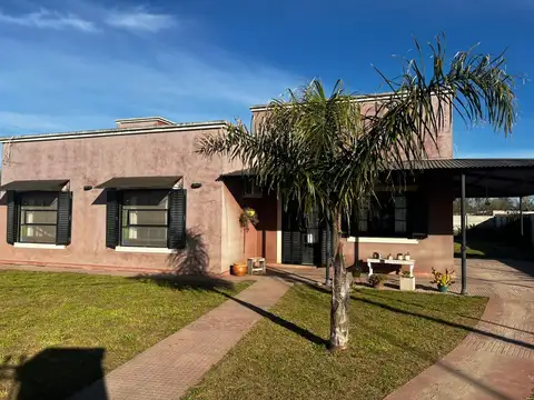 MODERNA CASAQUINTA EN VENTA, VILLARS