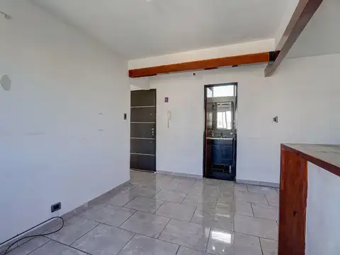 Depto Tipo Casa en Venta 32 años