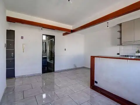 Depto Tipo Casa 4 ambientes con 1 baño