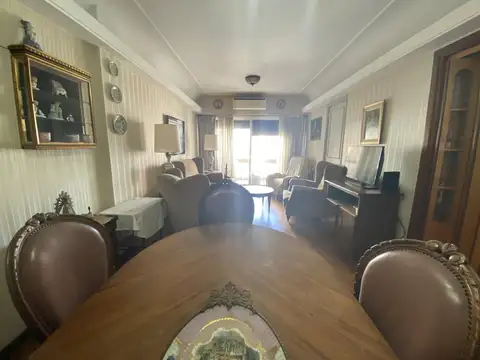 Departamento en Venta de 5 ambientes