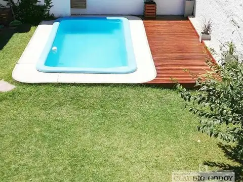 Castroman   2200 - Castelar