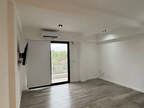 Av. San Martin 4100, Piso 5