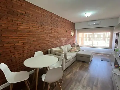 Venta Casa más Duplex al fondo Villa Adelina