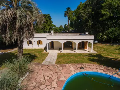 Casa en quinta venta en Villa Elisa