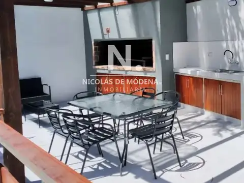 Casa 5 ambientes con 3 baños