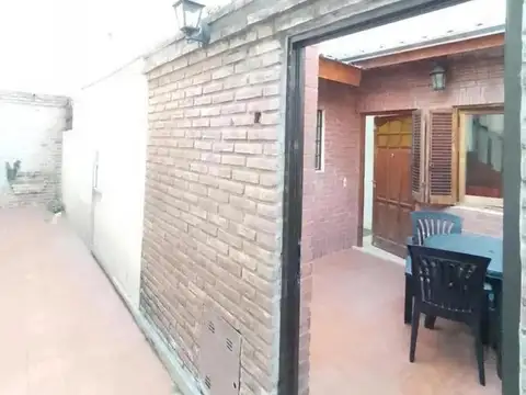 Depto Tipo Casa 4 ambientes con 3 baños