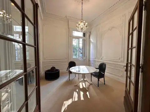 Petit Hotel en Venta en Recoleta