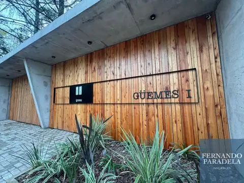 Departamento en alquiler de 3 dormitorios c/ cochera en Parque Leloir