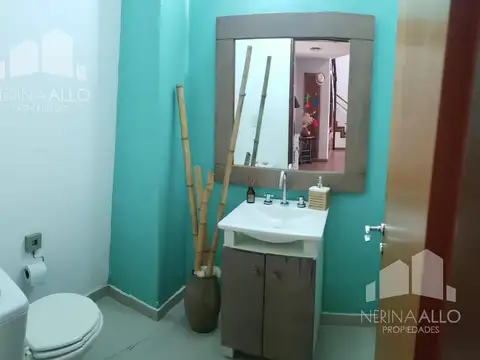 VENTA CASA CUATRO AMBIENTES UDAONDO