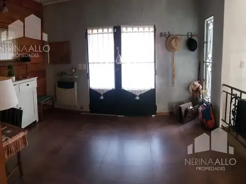 Casa en Venta en Villa Gobernador Udaondo, USD 248.000