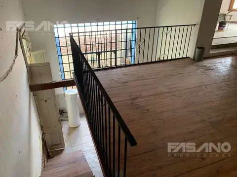 Local en Alquiler 25 años