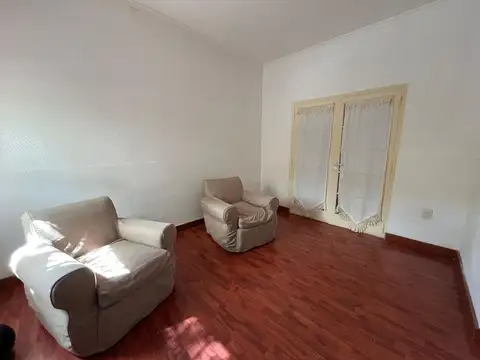 Bartolomé Mitre 1100