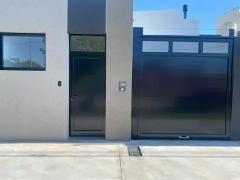 ALQUILER/CASA PH/1 DORMIT/ COCHERA/PB