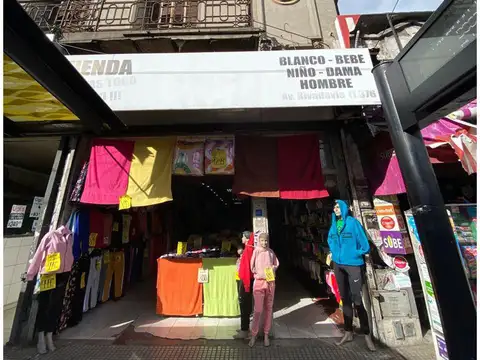 Local en Alquiler en Liniers, $ 3.500.000